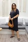 RENKTE ÖNÜ PARÇALI BATTAL KISA KOLLU LACİVERT ELBİSE