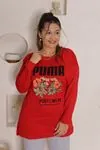 RENKTE ÖNÜ YAZILI VE BASKILI KIRMIZI SWEAT