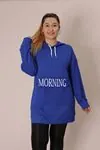 RENKTE CEPLİ YAZI DETAYLI SAKS SWEAT