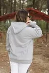 RENKTE ŞARDONLU FERMUARLI AÇIK GRİ SWEAT&CEKET