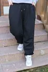 RENKTE BATTAL ÜÇ İPLİK ŞARDONLU SİYAH EŞOFMANALTI