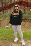 RENKTE ÜÇ İPLİK BASKILI BÜYÜK BEDEN SİYAH SWEAT