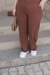 RENKTE V YAKA PAMUKLU KAHVERENGİ KAŞKORSE TAKIM