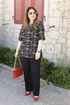 RENKTE GENİŞ KESİM ÜST DESENLİ TAKIM