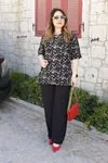 RENKTE GENİŞ KESİM ÜST DESENLİ TAKIM