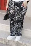 RENKTE DESENLİ ŞAL PAÇA ALT ÜST TAKIM