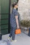 RENKTE GENİŞ KESİM DESENLİ TAKIM