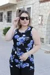 RENKTE KALIN ASKI YAKASI BÜZGÜLÜ DESENLİ BLUZ