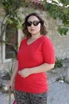 RENKTE ESNEK KIRMIZI TSHİRT