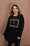 RENKTE BATTAL KALIP YIRTMAÇLI SİYAH BLUZ