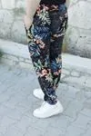 RENKTE GENİŞ KESİM DAR PAÇA DESENLİ SÜET PANTOLON