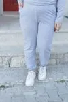 RENKTE GENİŞ KESİM BEYAZ DETAYLI GRİ TAKIM