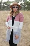 RENKTE ÜÇ RENKLİ ÖRGÜLÜ PUDRA HIRKA