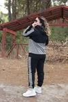 RENKTE GENİŞ KESİM GARNİLİ ŞARDONLU SİYAH TAKIM