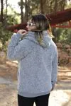 RENKTE FERMUARLI GRİ PELUŞ CEKET&MONT