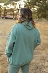 RENKTE CEPLİ GENİŞ KESİM ÜÇ İPLİK ŞARDONLU YEŞİL SWEAT