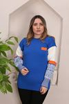 RENKTE STANDART KOLLARI DESENLİ SAKS MAVİ TRİKO KAZAK
