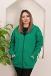 RENKTE BATTAL ÜÇ İPLİK FERMUARLI YEŞİL CEKET