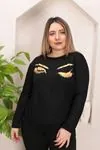 RENKTE GENİŞ KESİM GÖZ DESENLİ SİYAH BLUZ