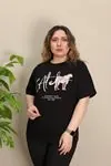 RENKTE GENİŞ KESİM LEOPAR DETAYLI SİYAH TSHİRT