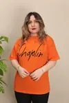 RENKTE YAZILI TURUNCU TSHİRT