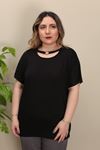 RENKTE YAKASI HALKALI SİYAH BLUZ