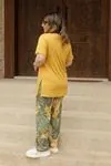RENKTE ALT KAŞKORSE ÜST V YAKA TAKIM