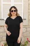RENKTE V YAKA ŞERİT DETAYLI SİYAH BLUZ