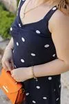 RENKTE ASKILI DESENLİ ELBİSE