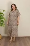 RENKTE KISA KOLLU HELEN DESENLİ ELBİSE