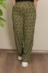 RENKTE DESENLİ ESNEK BÜRÜMCÜK BOL PAÇA PANTOLON