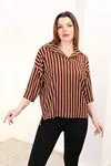 RENKTE POLO YAKA KAHVERENGİ ÇİZGİLİ BLUZ