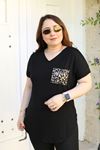 RENKTE BÜYÜK BEDEN LEOPAR DETAYLI SİYAH BLUZ