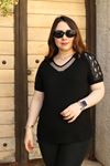 RENKTE BÜYÜK BEDEN KOLU LAZER PULLU SİYAH BLUZ