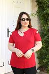 RENKTE BÜYÜK BEDEN HALKA DETAY KIRMIZI BLUZ