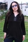 RENKTE GENİŞ KESİM ÖNÜ DERİ GARNİLİ SİYAH TUNİK