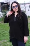 RENKTE GENİŞ KESİM ÖNÜ DERİ GARNİLİ SİYAH TUNİK