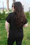 RENKTE BÜYÜK BEDEN İKİ YILDIZLI TAŞLI SİYAH BLUZ