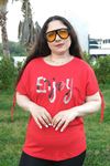 RENKTE BÜYÜK BEDEN ENJOY PULLU NAKIŞLI KIRMIZI BLUZ