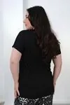 RENKTE BÜYÜK BEDEN SIFIR YAKA KISA KOL SİYAH BASİC TSHİRT