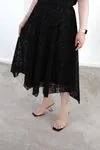 RENKTE BÜYÜK BEDEN FLOK BASKILI SİYAH ETEK