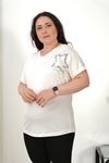 RENKTE BÜYÜK BEDEN SİMLİ PULLU YILDIZ NAKIŞLI KIRMIZI BLUZ