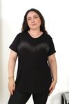 RENKTE BÜYÜK BEDEN TAŞLI SİYAH BLUZ